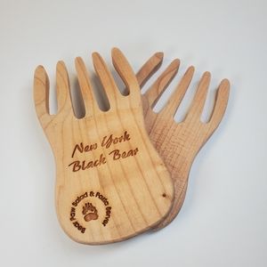Wooden NEW YORK Black Bear Paw Salad Pasta Server Tongs Kitchen Handmade New